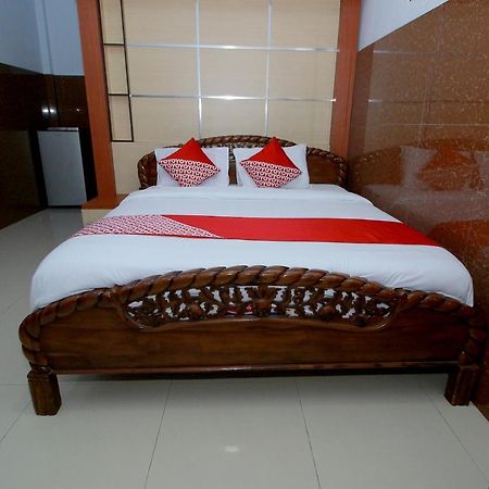 Oyo 1669 Hotel Vista Syariah Bengkulu Luaran gambar