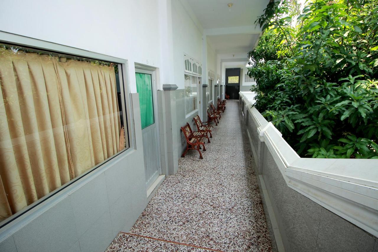 Oyo 1669 Hotel Vista Syariah Bengkulu Luaran gambar